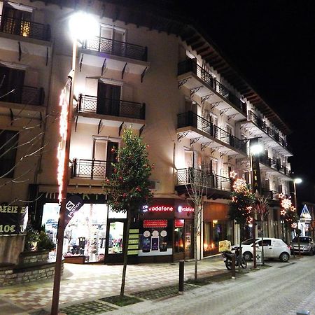 Hotel Elvetia Karpenísion Dış mekan fotoğraf