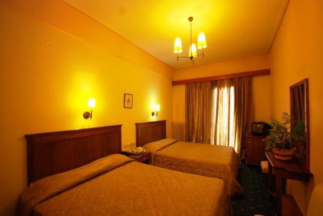 Hotel Elvetia Karpenísion Oda fotoğraf