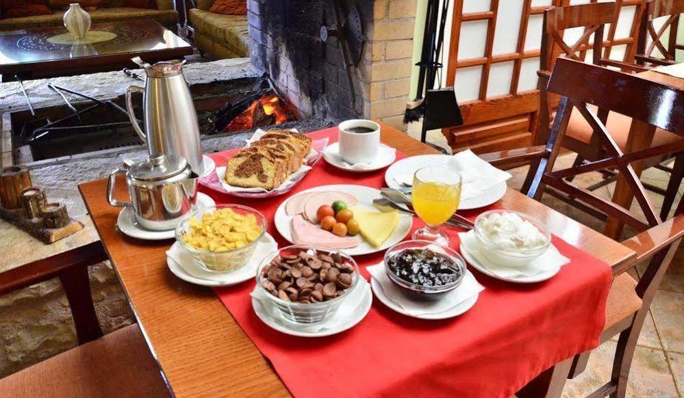 Hotel Elvetia Karpenísion Dış mekan fotoğraf